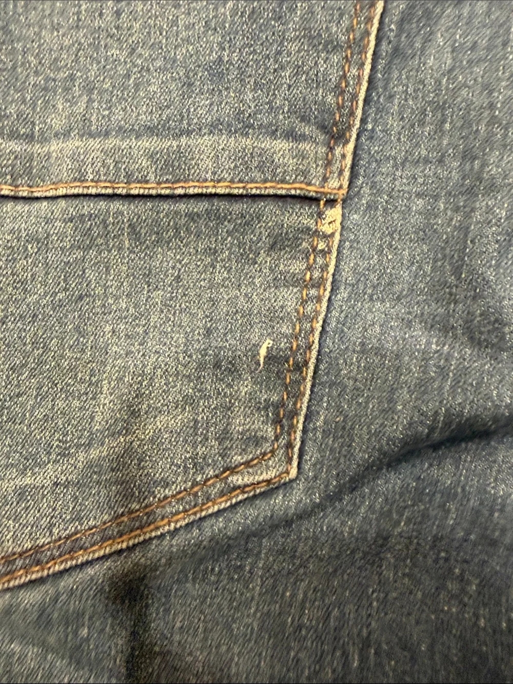 Men's Slim Jeans in Medium Blue Wash